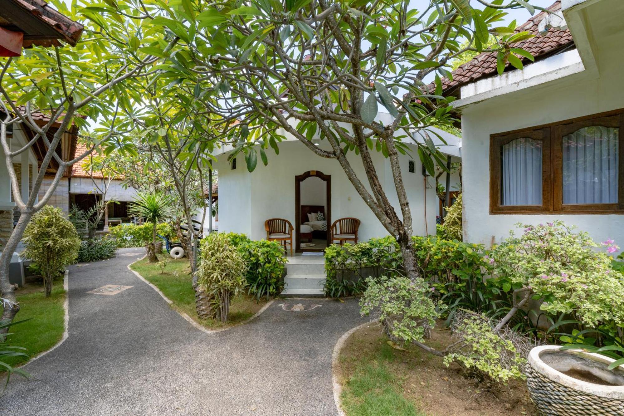 Nusa Indah Bungalow Nusa Lembongan  Exterior photo