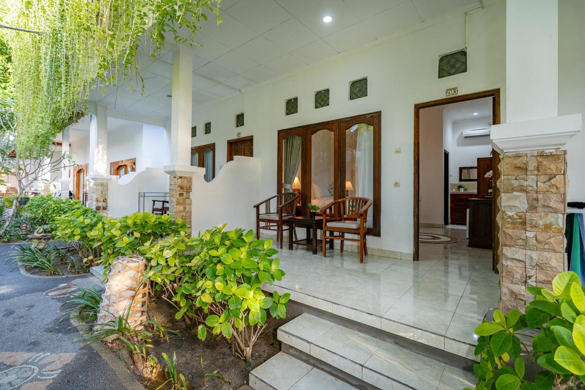 Nusa Indah Bungalow Nusa Lembongan  Exterior photo