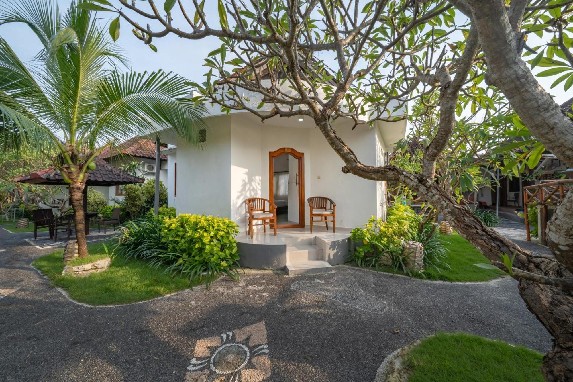 Nusa Indah Bungalow Nusa Lembongan  Exterior photo