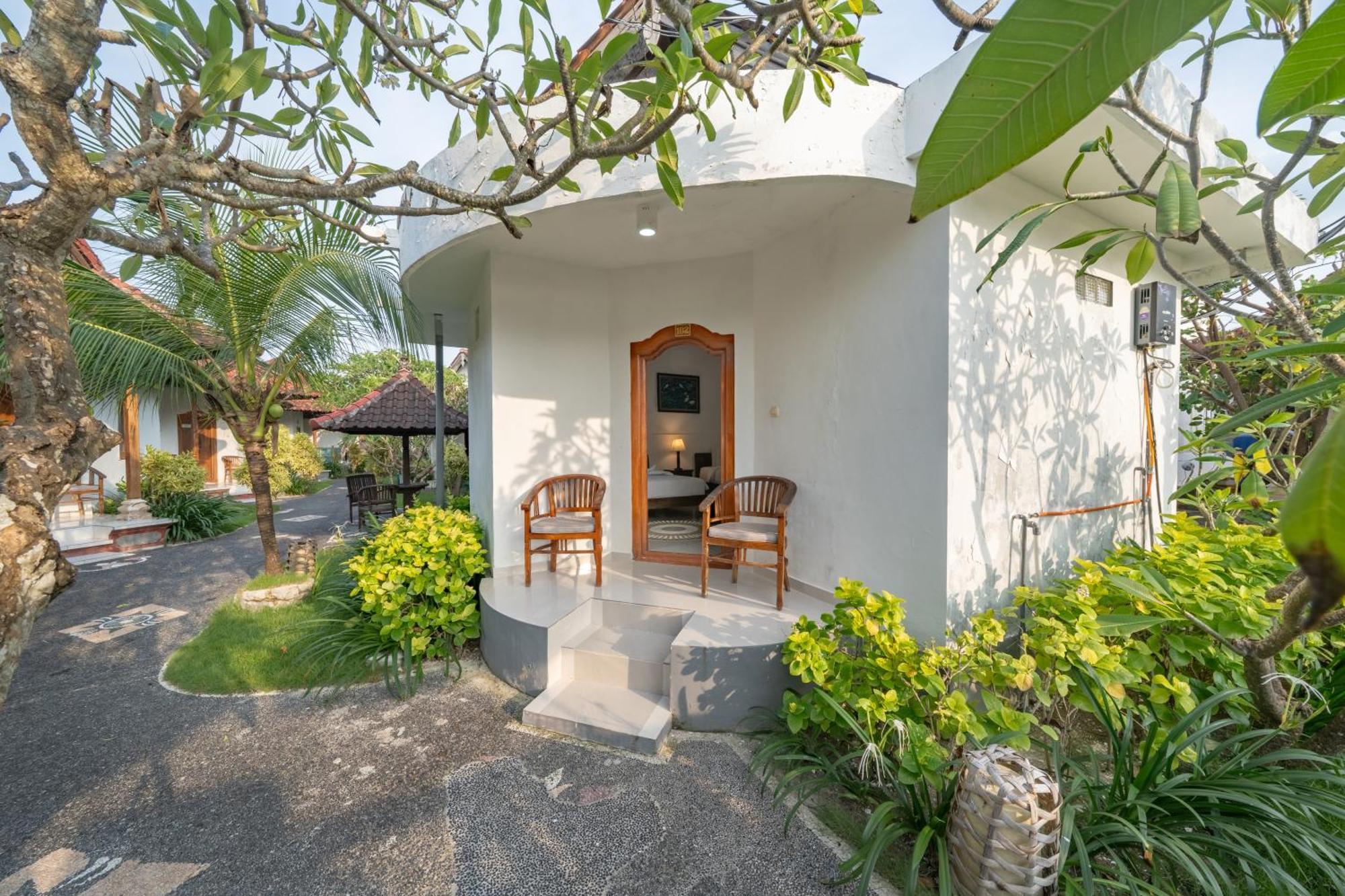 Nusa Indah Bungalow Nusa Lembongan  Exterior photo